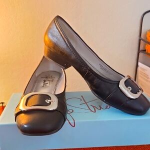 Life Stride Black Leather Buckle Flats